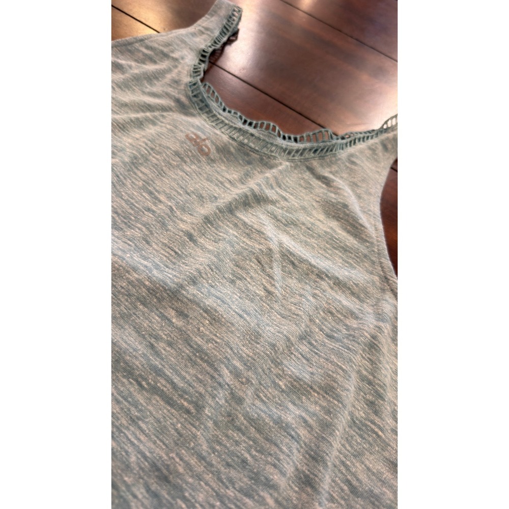 Alo Yoga Light Blue Heathered Ladder Stitch Crop Tank Top Small - Picture 15 of 16